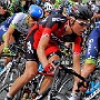 The Stage 4 peloton in Baiileul.